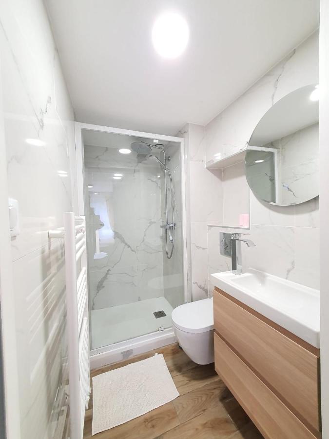 Residence St Marc - Centre Ville - Wifi カンペール エクステリア 写真